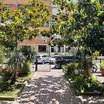 One-bedroom Near U.s. Embassy