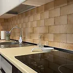 Daire One-bedroom Near U.s. Embassy *